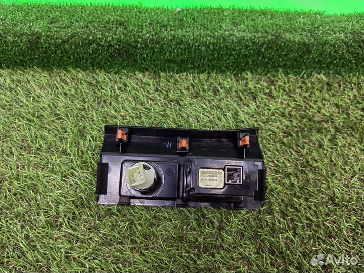 Прикуриватель Lexus Rx 4 450Н