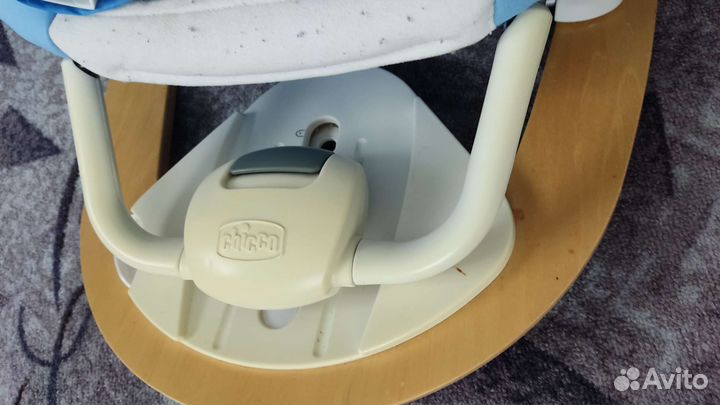 Шезлонг детский chicco