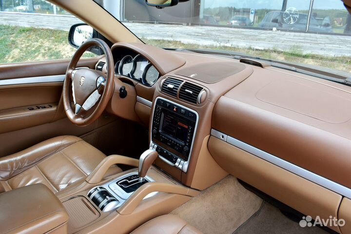 Porsche Cayenne S, 2005