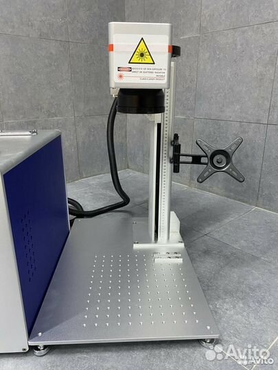 Волоконный лазерный маркер 10W,20W,30W,40W,50W