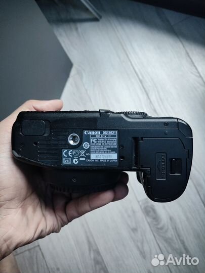 Зеркальный фотоаппарат Canon 50d ремонт/запчасти