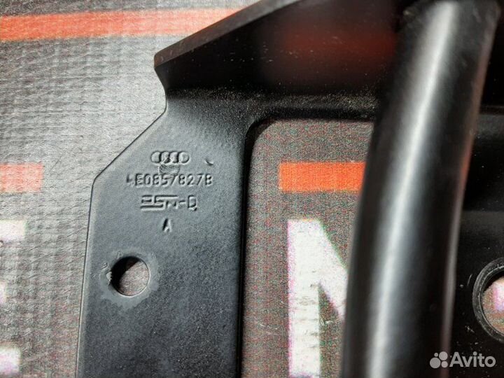 Направляющая ремня безопасности Audi A8 4E/D3 BVJ