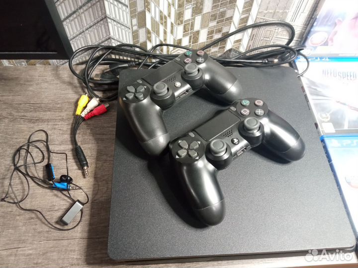 Sony PS4 Slim 1тb + Игры и Аксессуары