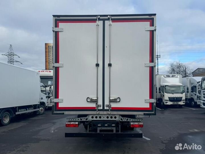 Изотермический фургон DongFeng C120L, 2024