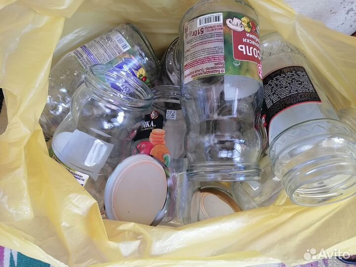 Продам банки с закручивающимися крышками