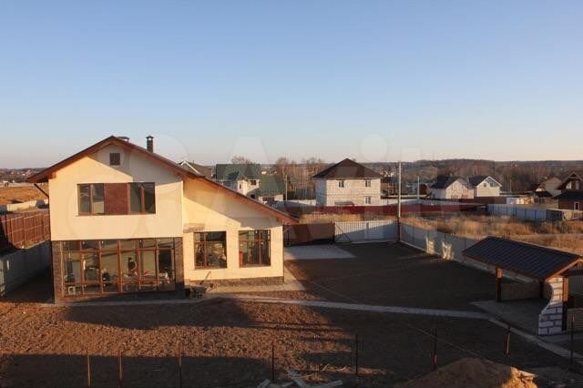 Дом 188 м² на участке 9 сот.