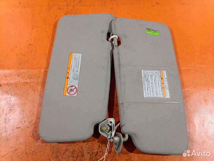 Козырек Nissan X-trail NT30