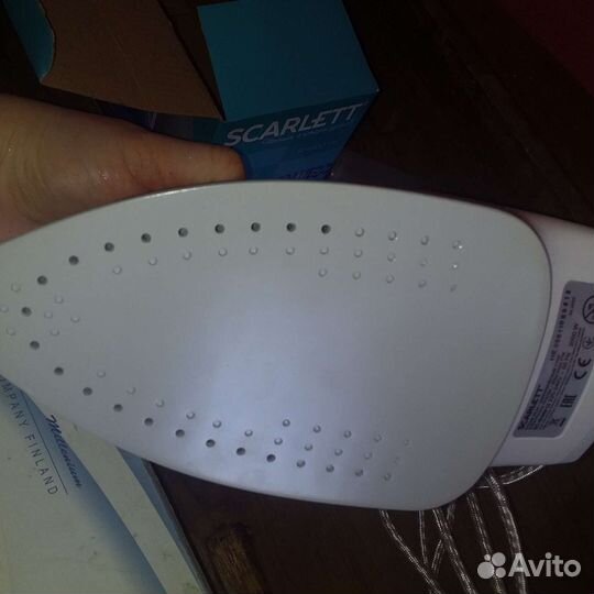 Утюг Scarlett 2000w в коробке