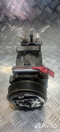 Компрессор кондиционера Mazda 2 DY 2003