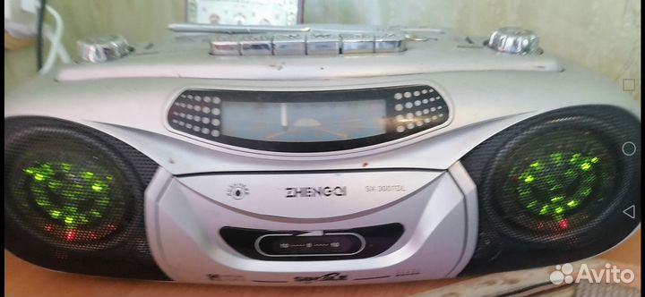 Кассетный магнитофон