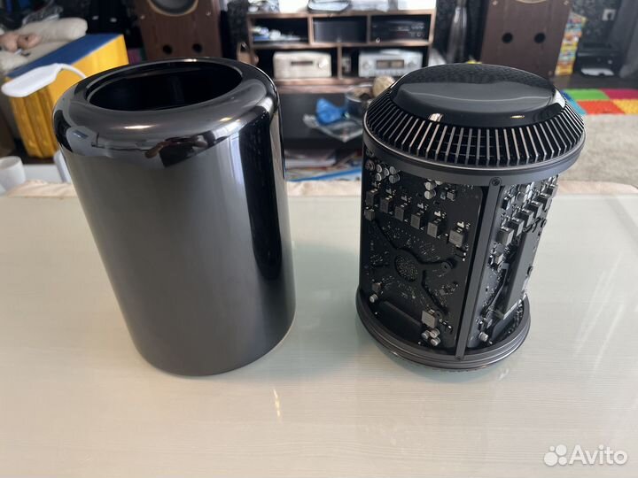 Mac Pro 2013 Xeon 8 core 3,0 20GB D300 256GB