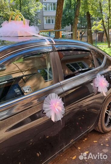 Свадебные украшения на машину