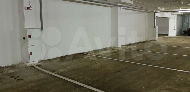 Машиноместо, 20 м²