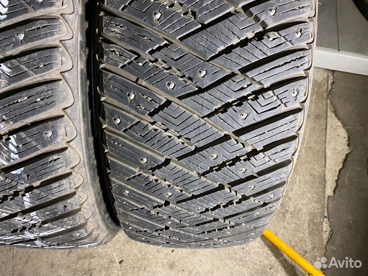 Goodyear Ultragrip Ice Arctic 225/50 R17 98T