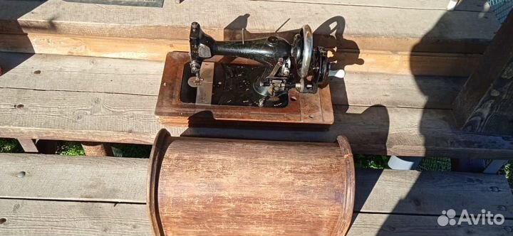 Швейная машинка зингер бу