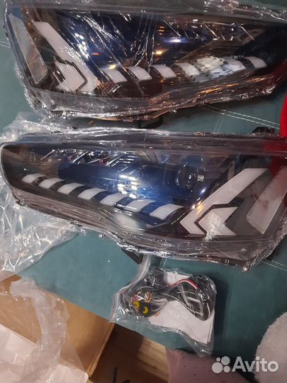 Фары на лансер 10 новые