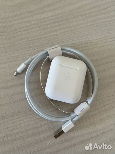 Беспроводные наушники apple airpods