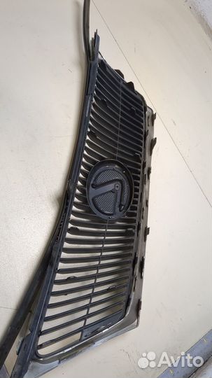 Решетка радиатора Lexus IS