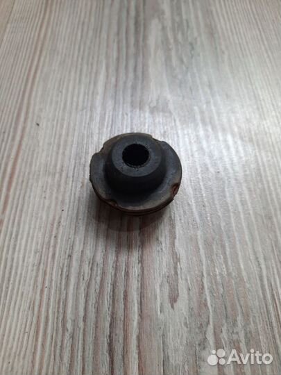 Кронштейн крепление Опора радиатора Hyundai solari