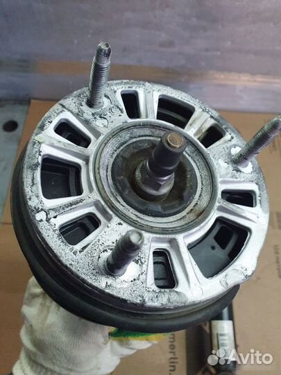 Амортизатор передний Cadillac Escalade 5