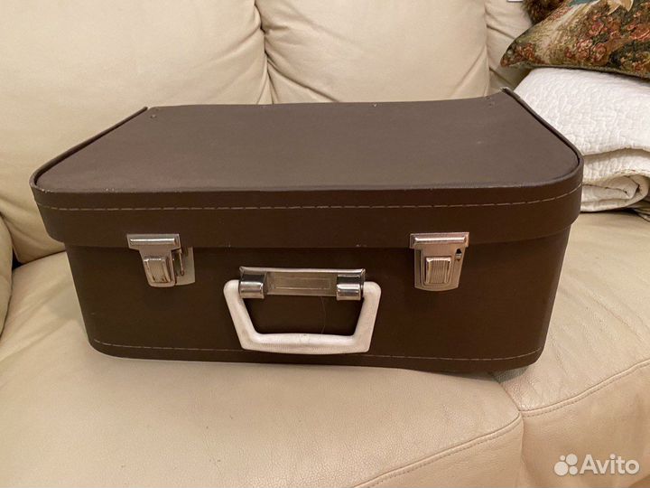 Швейная машинка 