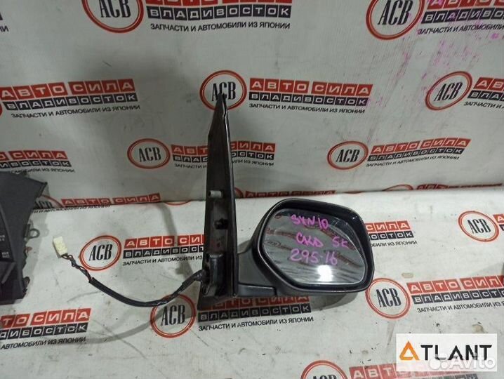 Зеркало правое toyota nadia