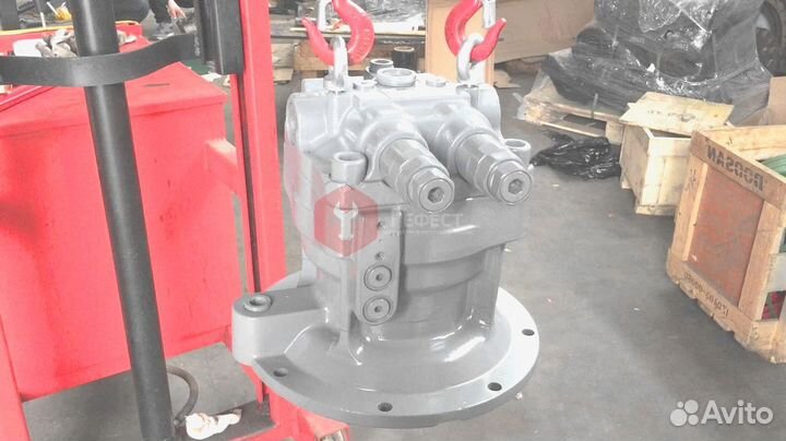 Гидромотор поворота Hyundai R235LCR-9 38QB-11101