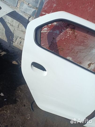 Дверь задняя правая Renault Logan 2