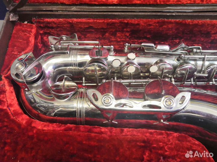 Саксофон тенор