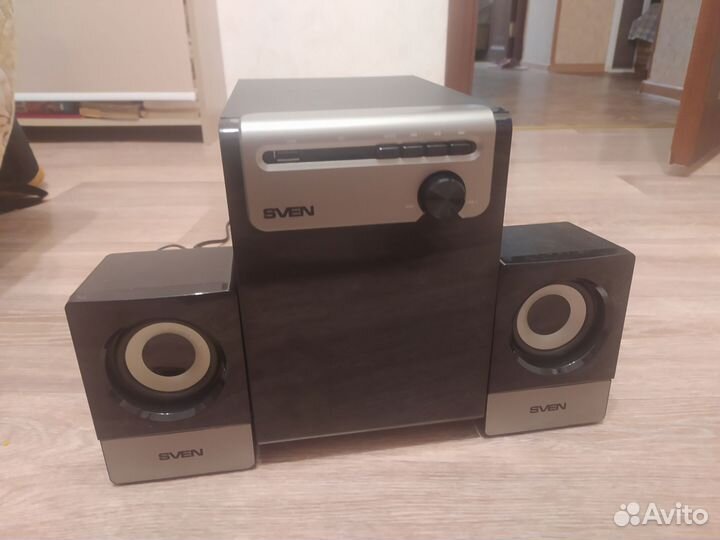 Акустические колонки 2.1