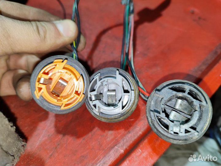 Коса на патроны заднего фонаря Honda Civic