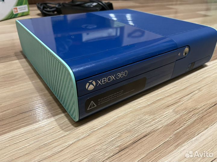 Xbox 360 прошитый freeboot Аврора 300 игр