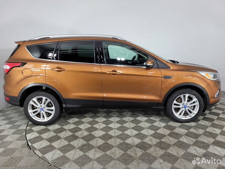Ford Kuga, 2016