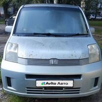 Honda Mobilio 1.5 CVT, 2006, 320 000 км, с пробегом, цена 455 000 руб.