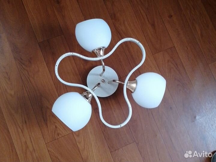 Люстра потолочная новая