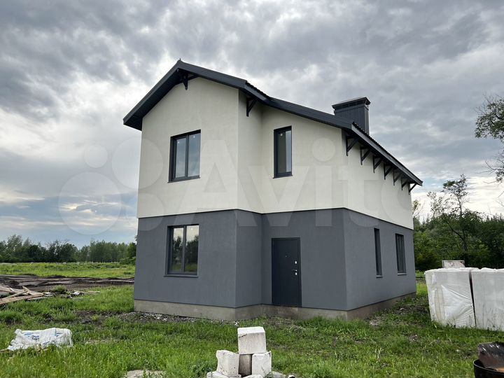 Коттедж 121 м² на участке 6 сот.