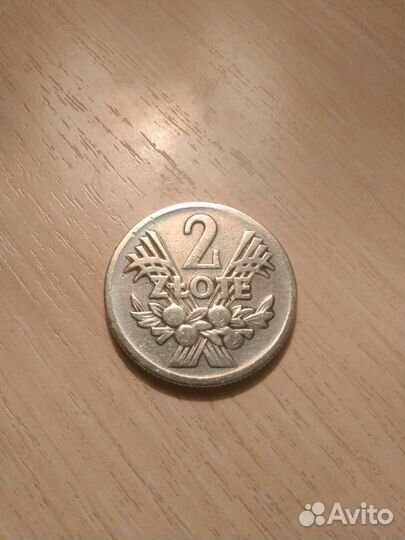 2 злотых Польша, 20 тенге юбилейная Казахстан