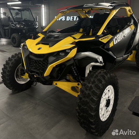 BRP maverick R X RS with smart-shox 2024