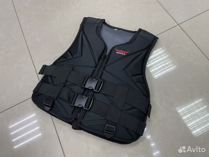 Жилет водный страховочный Buffalo новый