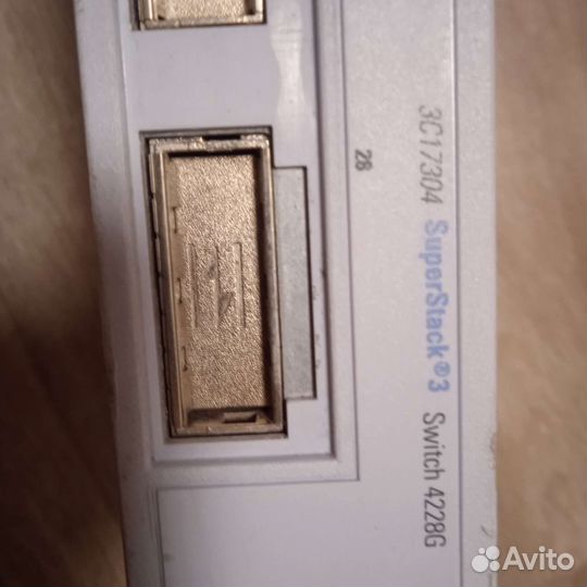 Коммутатор switch 4228G