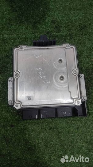 Блок управления двс Land Rover Freelander 2 2008