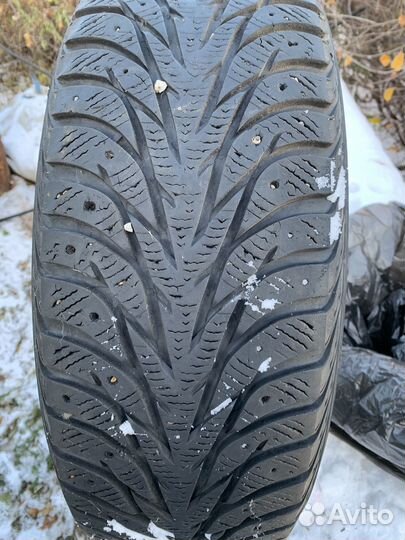 Yokohama Ice Guard Studless IG50 215/60 R17 100T