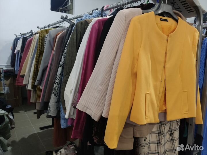 Одежда бесплатно, раздаем 18 мая