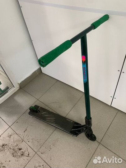 Трюковой самокат