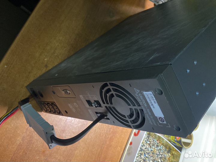 Инвертор 24в-220в 1500ва для грузовиков