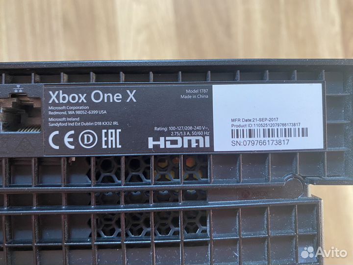 Xbox one X 1TB