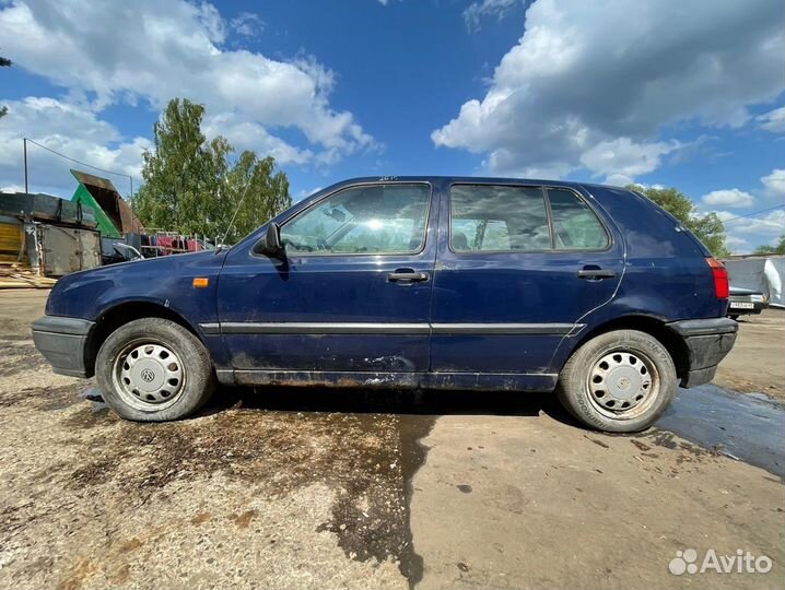 Дверь задняя Volkswagen Golf 3 5D