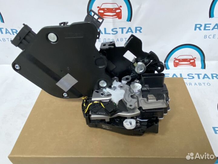 Замок двери land Rover LR078728