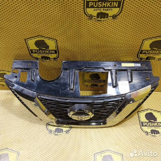 Решетка радиатора Nissan X-Trail