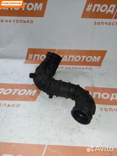 Патрубок воздушного фильтра Ford Transit 7